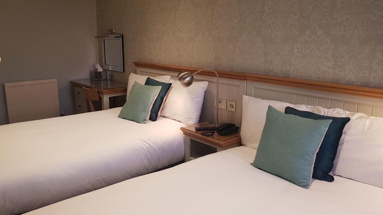 The Star Hotel 大雅茅斯 外观 照片