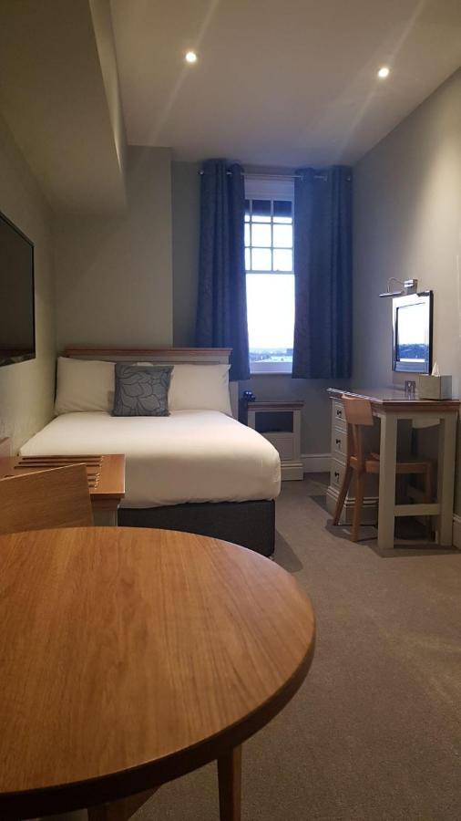 The Star Hotel 大雅茅斯 外观 照片
